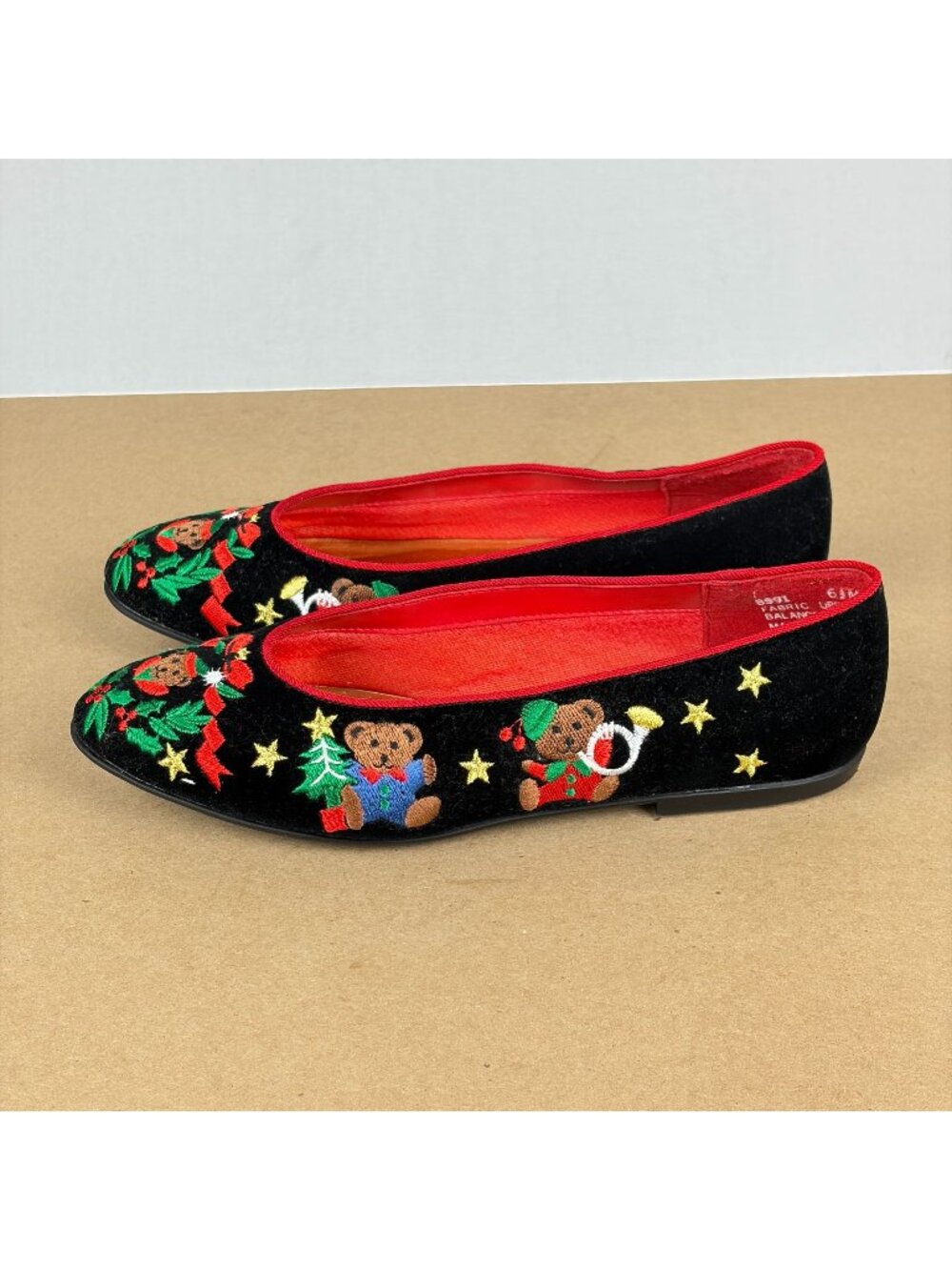 Mootsies Tootsies Velvet Christmas Bears Flats Womens 6.5 Black Red Holiday